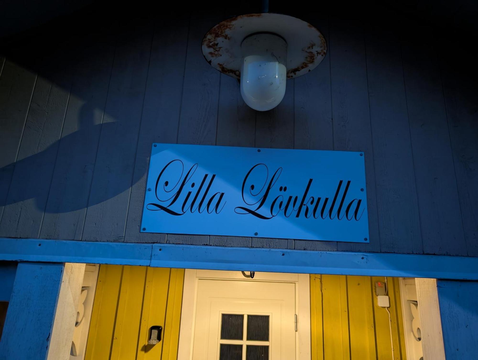 Lilla Loevkulla Vila Ostra Frolunda Exterior foto